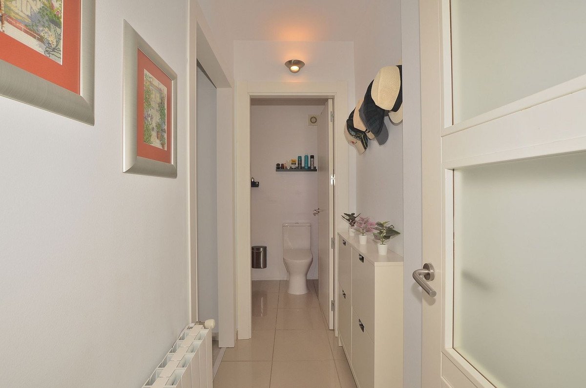 2 Bed Top Floor Apartment in Arroyo de la Miel