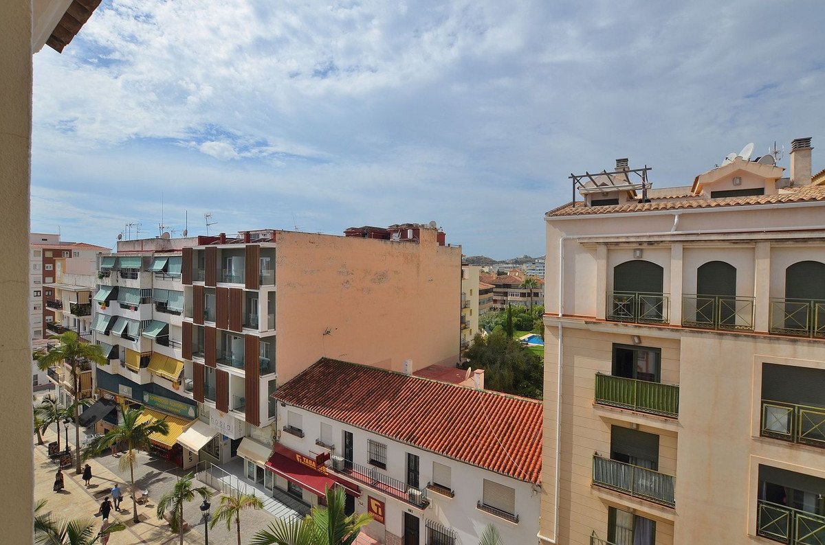 2 Bed Top Floor Apartment in Arroyo de la Miel