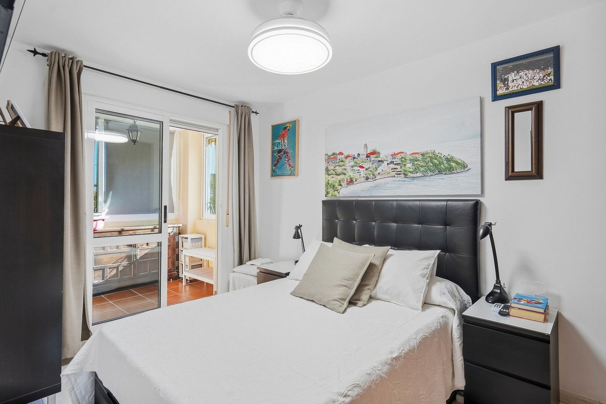4 Bed Townhouse in Arroyo de la Miel