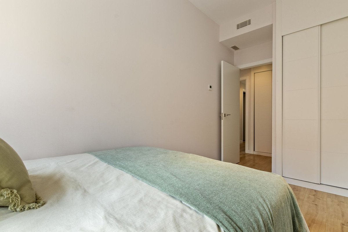 3 Bed Penthouse in Teatinos