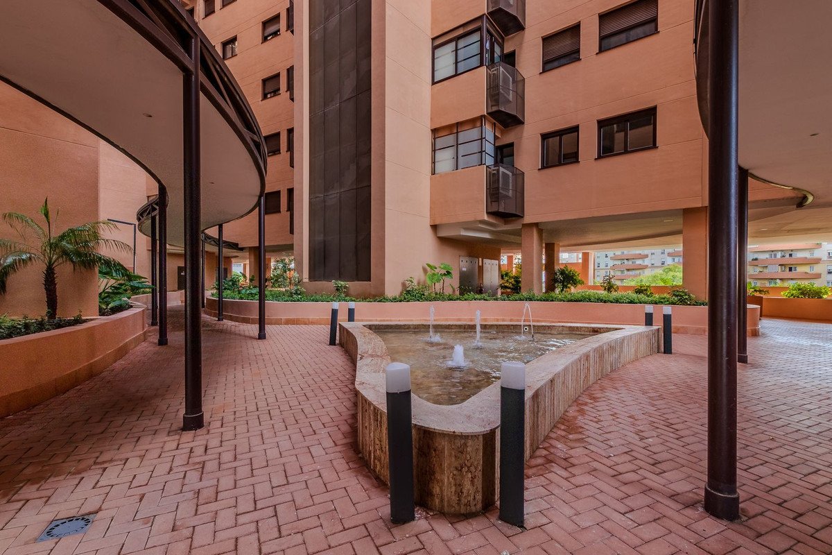 3 Bed Penthouse in Teatinos