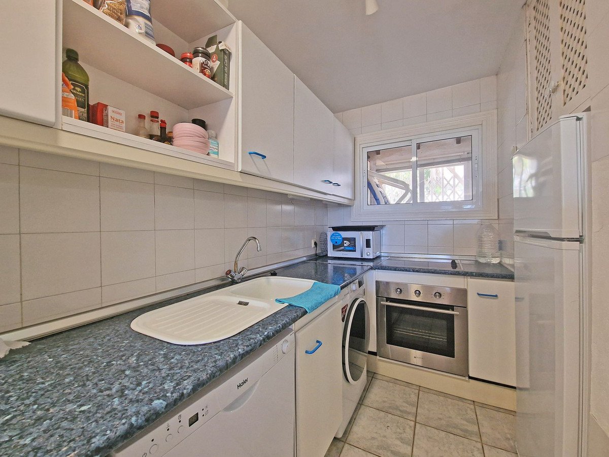 2 Bed Ground Floor Apartment in Calahonda