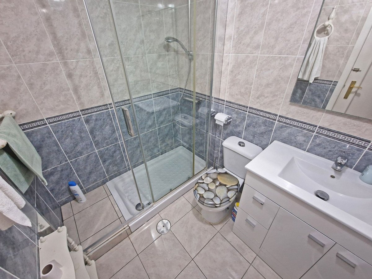 2 Bed Ground Floor Apartment in Calahonda