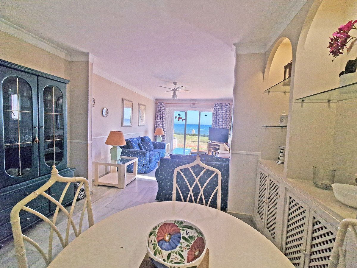 2 Bed Ground Floor Apartment in Calahonda