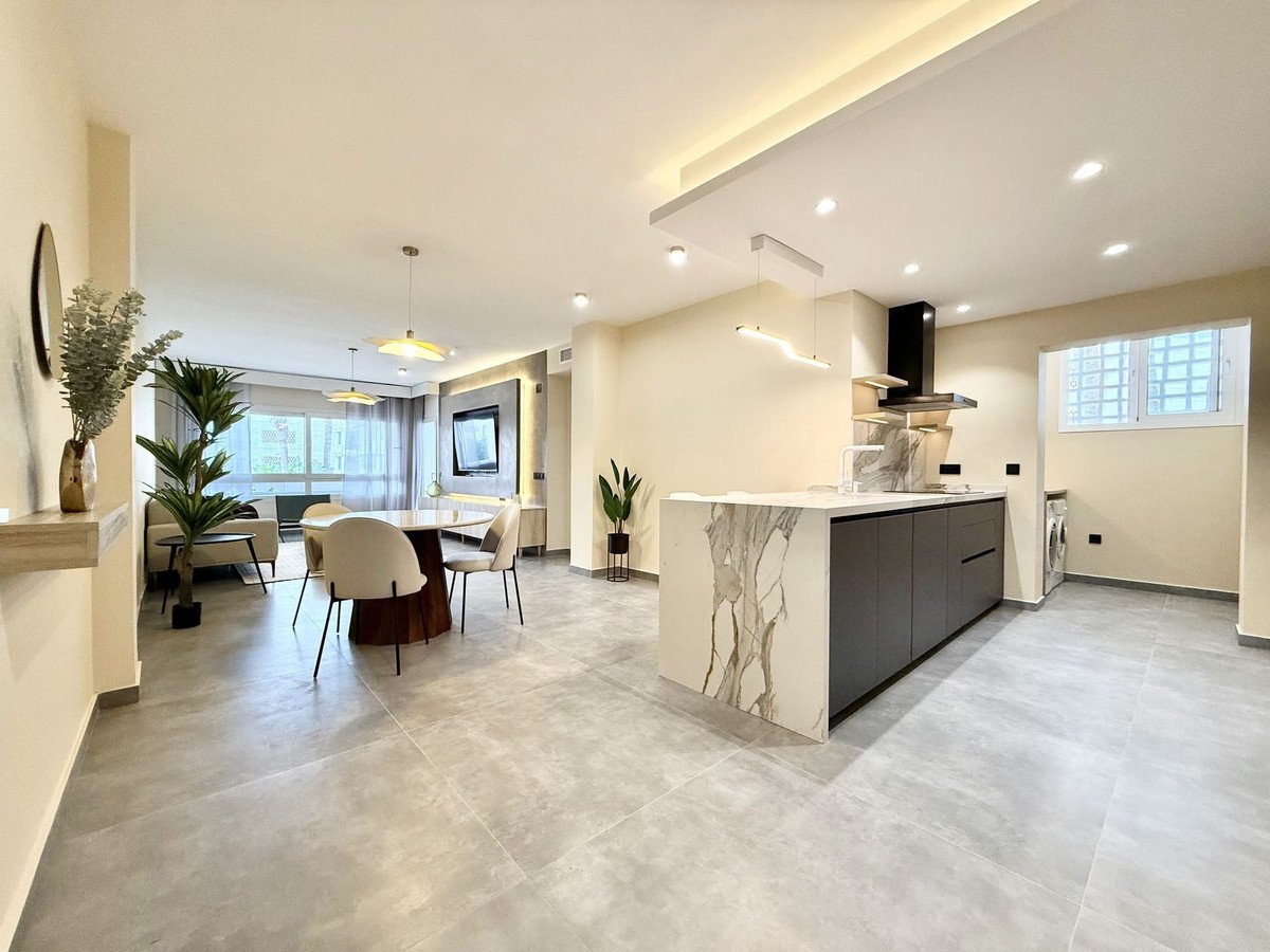 1 Bed Middle Floor Apartment in Puerto Banús