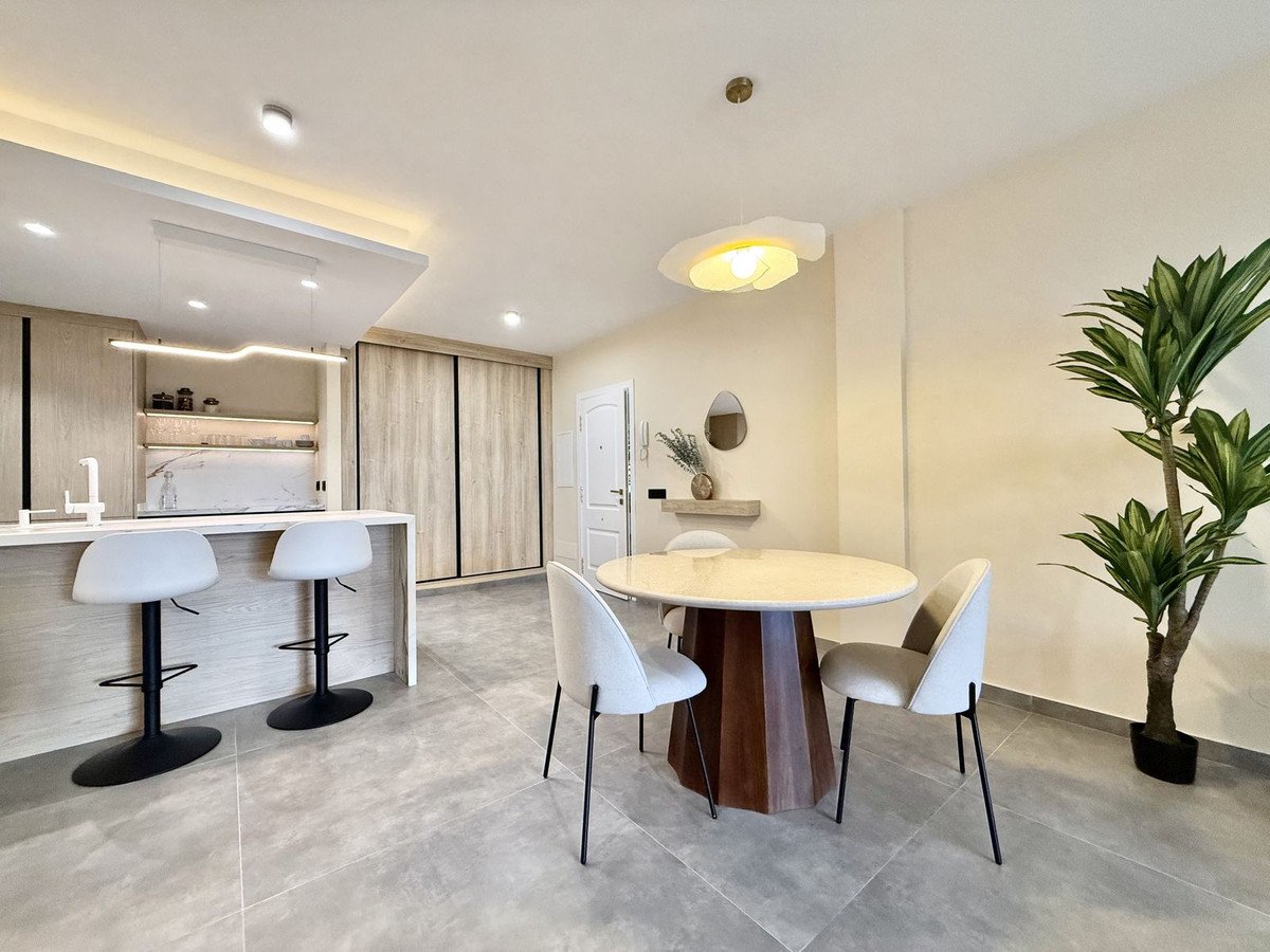 1 Bed Middle Floor Apartment in Puerto Banús