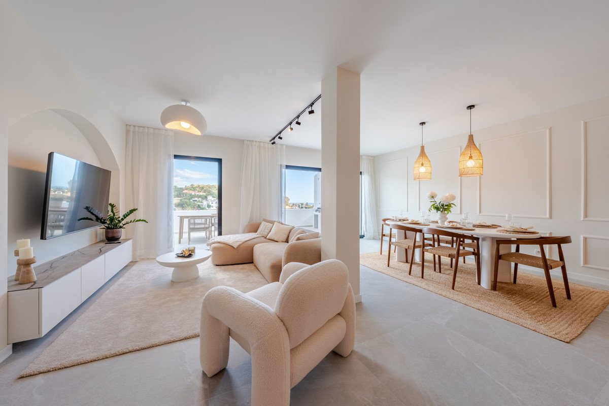 3 Bed Middle Floor Apartment in La Quinta