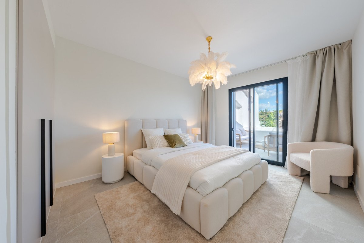 3 Bed Middle Floor Apartment in La Quinta