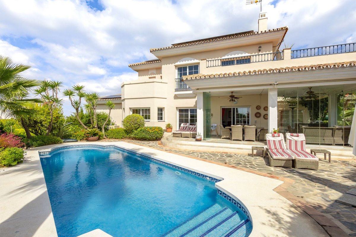 3 Bed Detached Villa in Alhaurin Golf