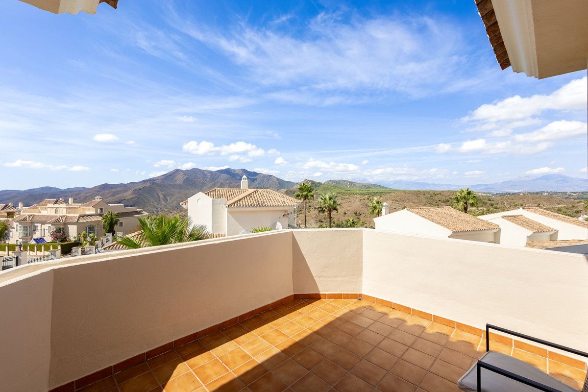 3 Bed Detached Villa in Alhaurin Golf