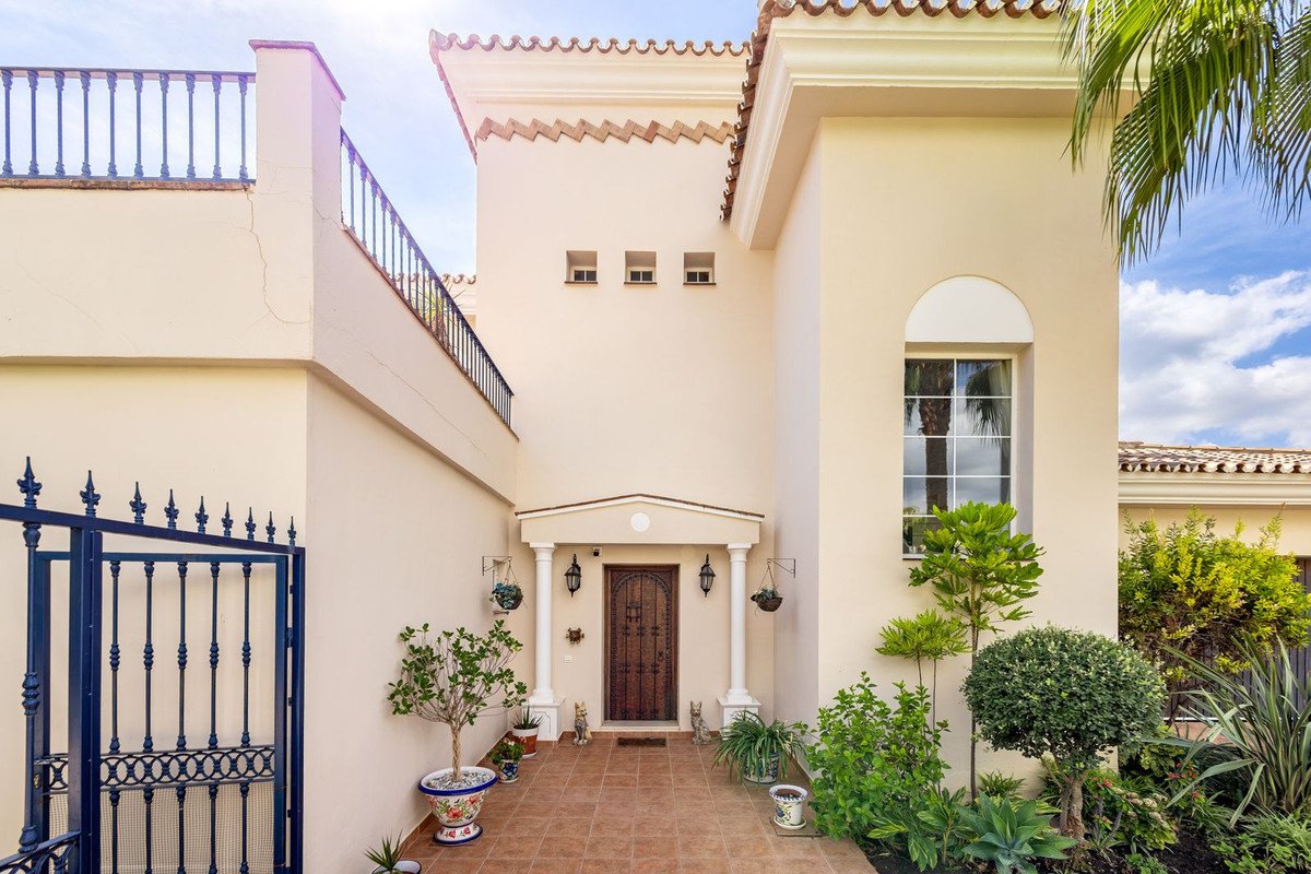 3 Bed Detached Villa in Alhaurin Golf