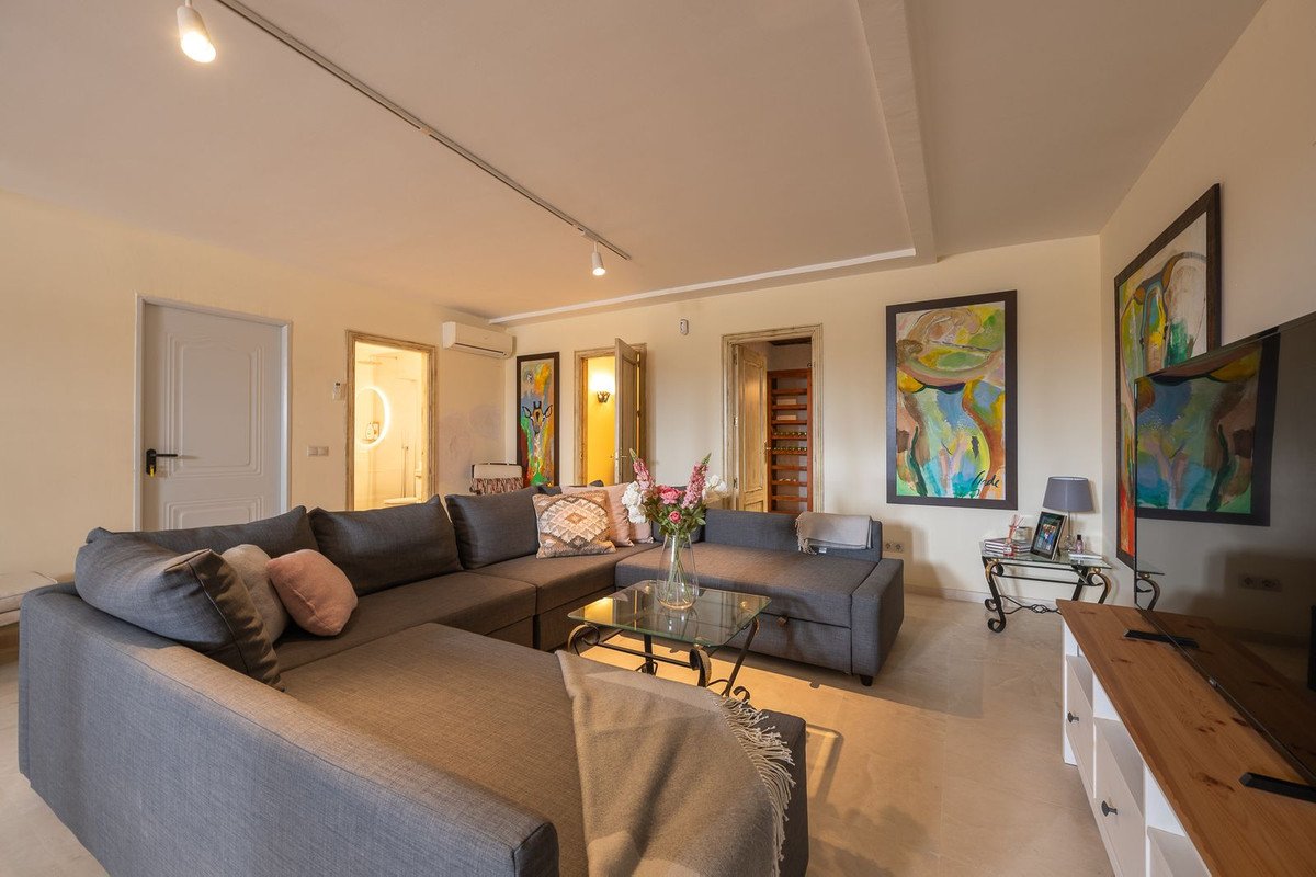 4 Bed Detached Villa in Mijas Golf