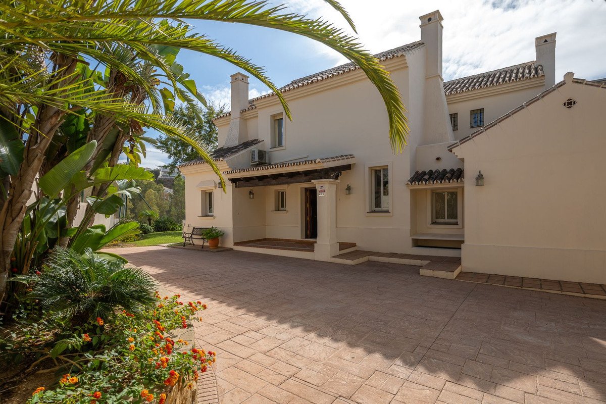 4 Bed Detached Villa in Mijas Golf