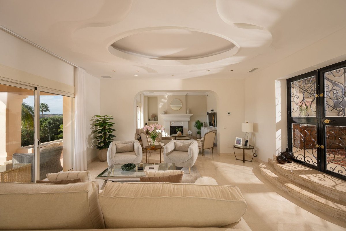 4 Bed Detached Villa in Mijas Golf