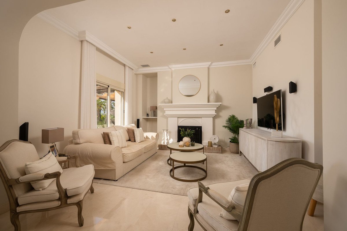 4 Bed Detached Villa in Mijas Golf