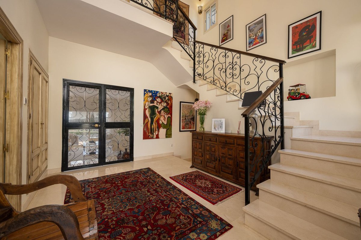 4 Bed Detached Villa in Mijas Golf
