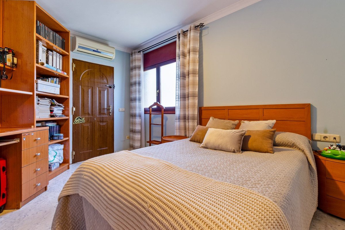 4 Bed Detached Villa in Torremolinos