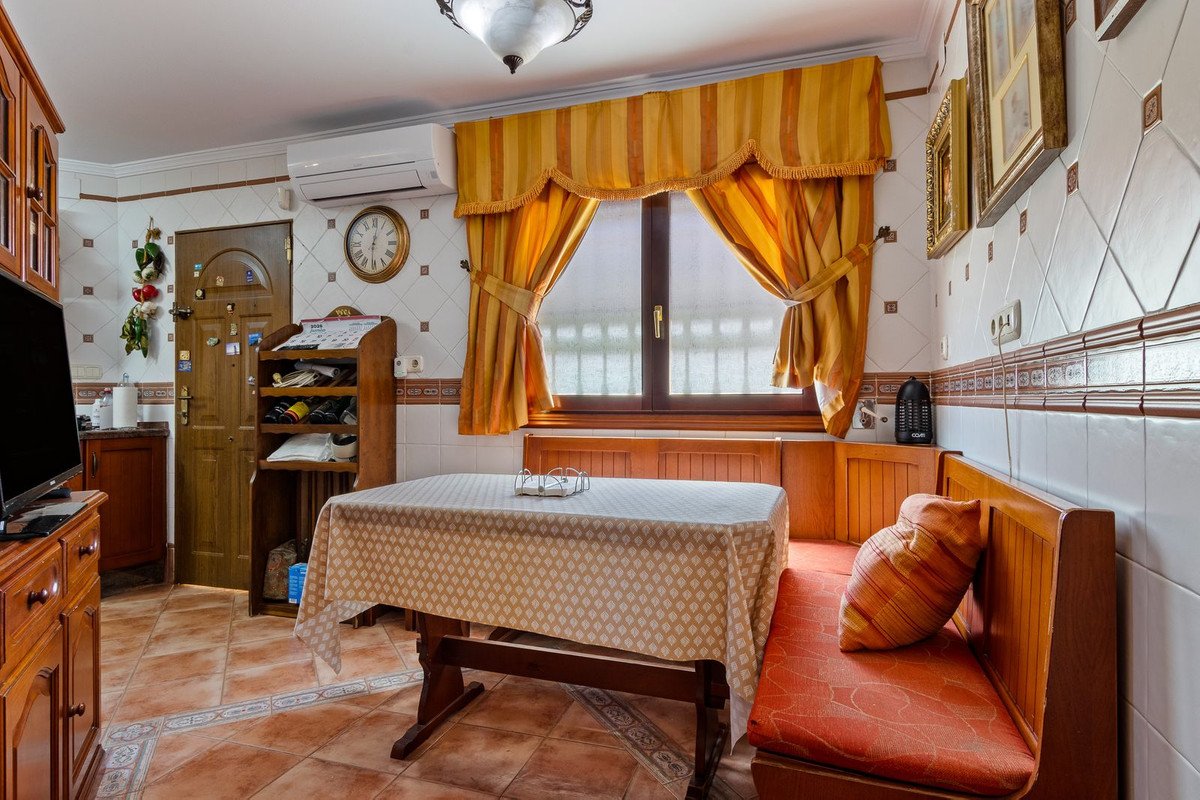 4 Bed Detached Villa in Torremolinos