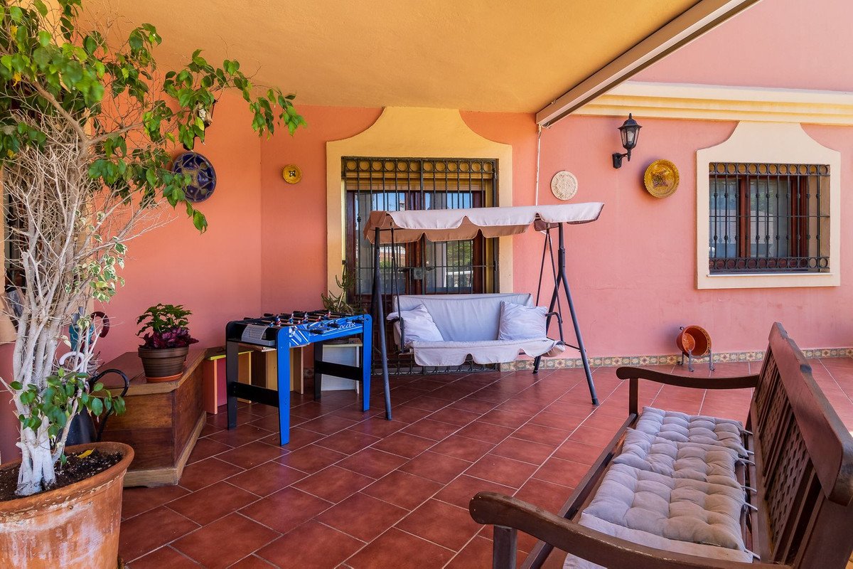 4 Bed Detached Villa in Torremolinos