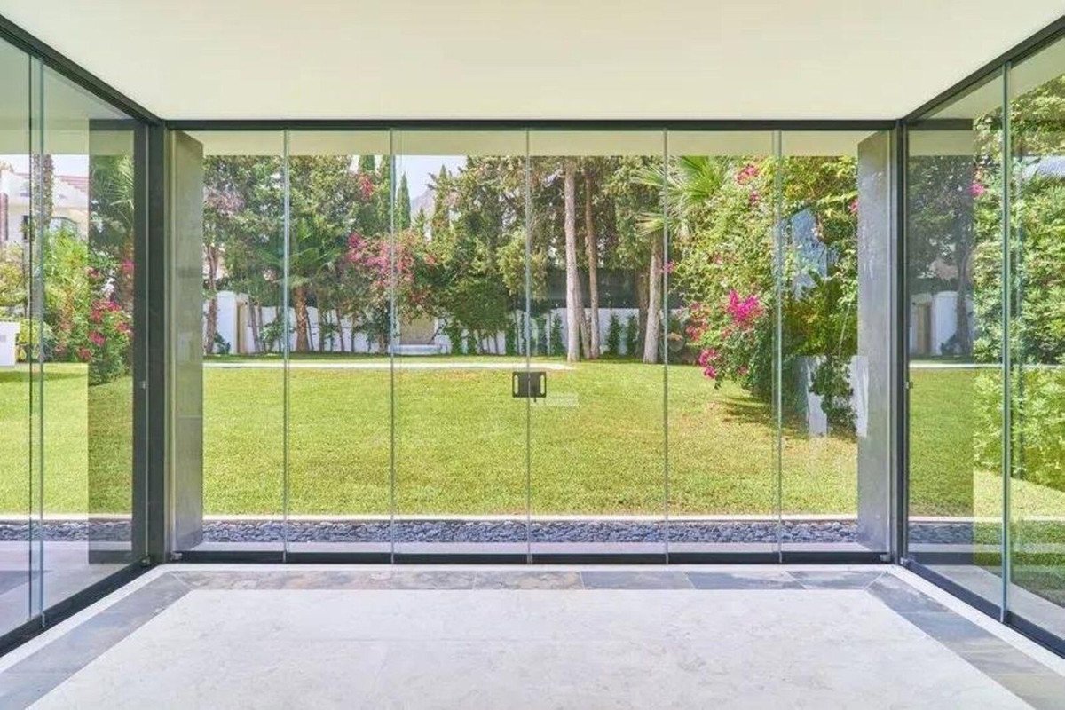 5 Bed Detached Villa in Nagüeles