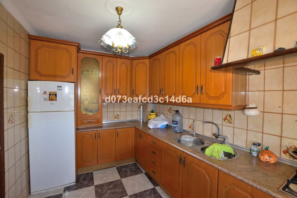 6 Bed Townhouse in Olvera