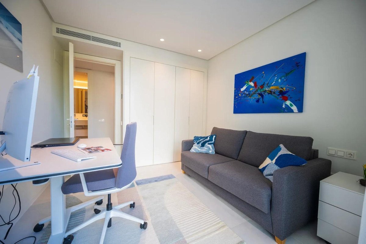 3 Bed Ground Floor Apartment in Las Brisas