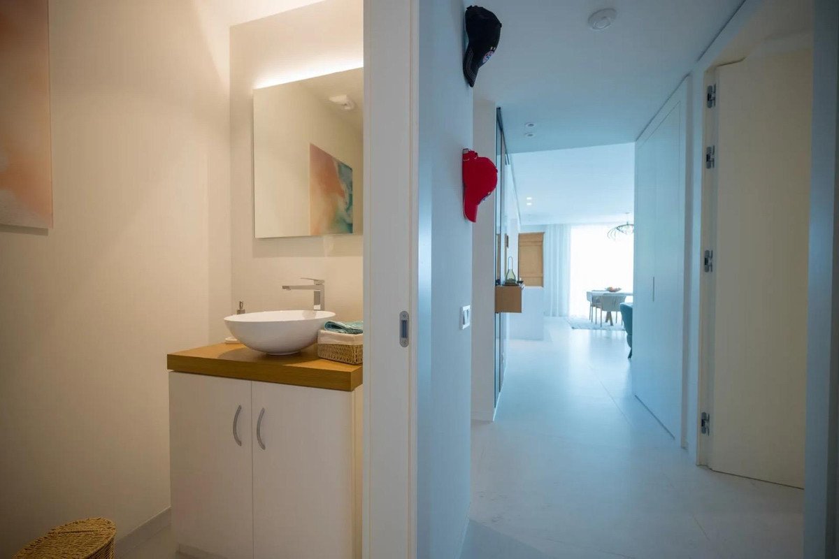 3 Bed Ground Floor Apartment in Las Brisas