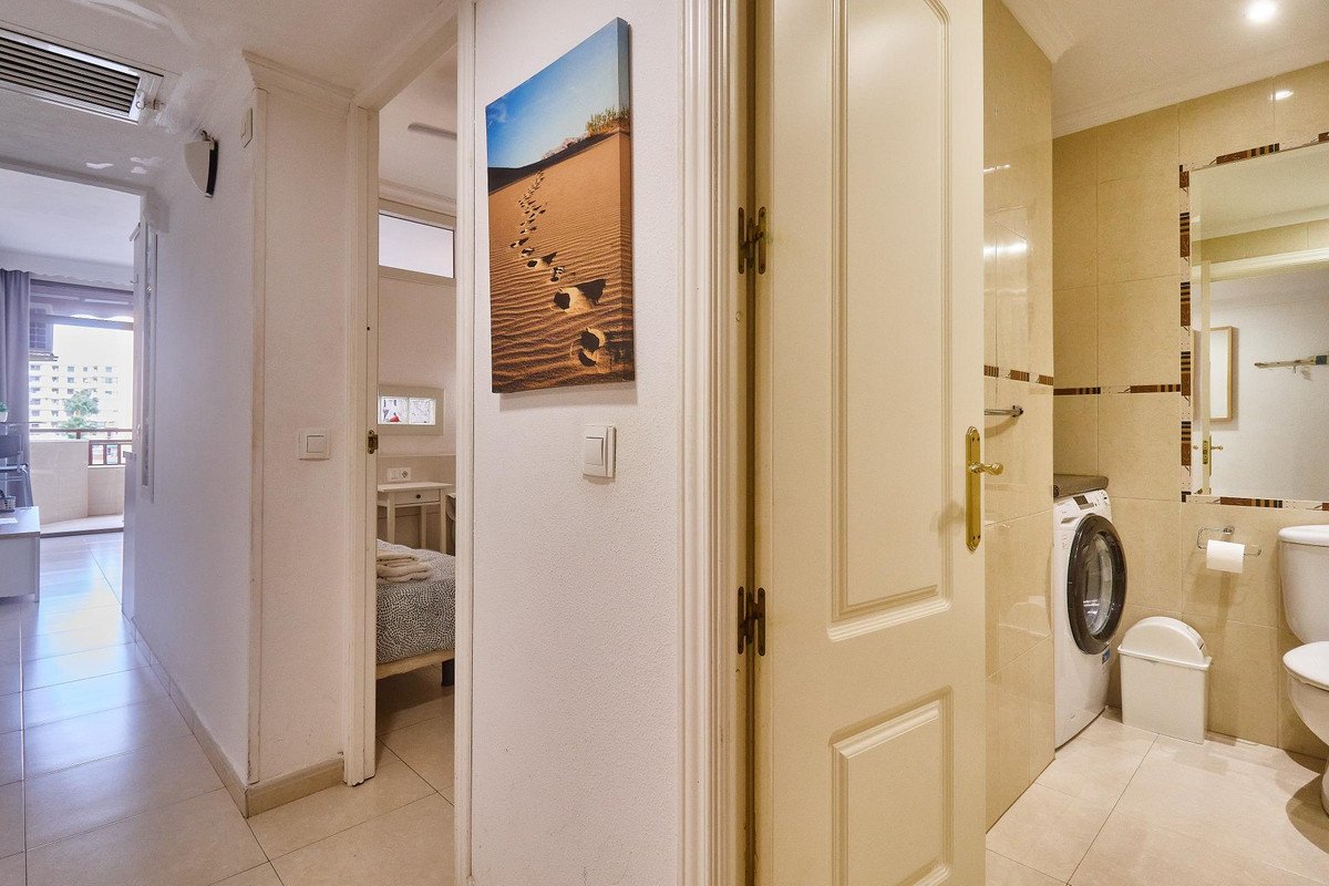 1 Bed Middle Floor Apartment in Fuengirola