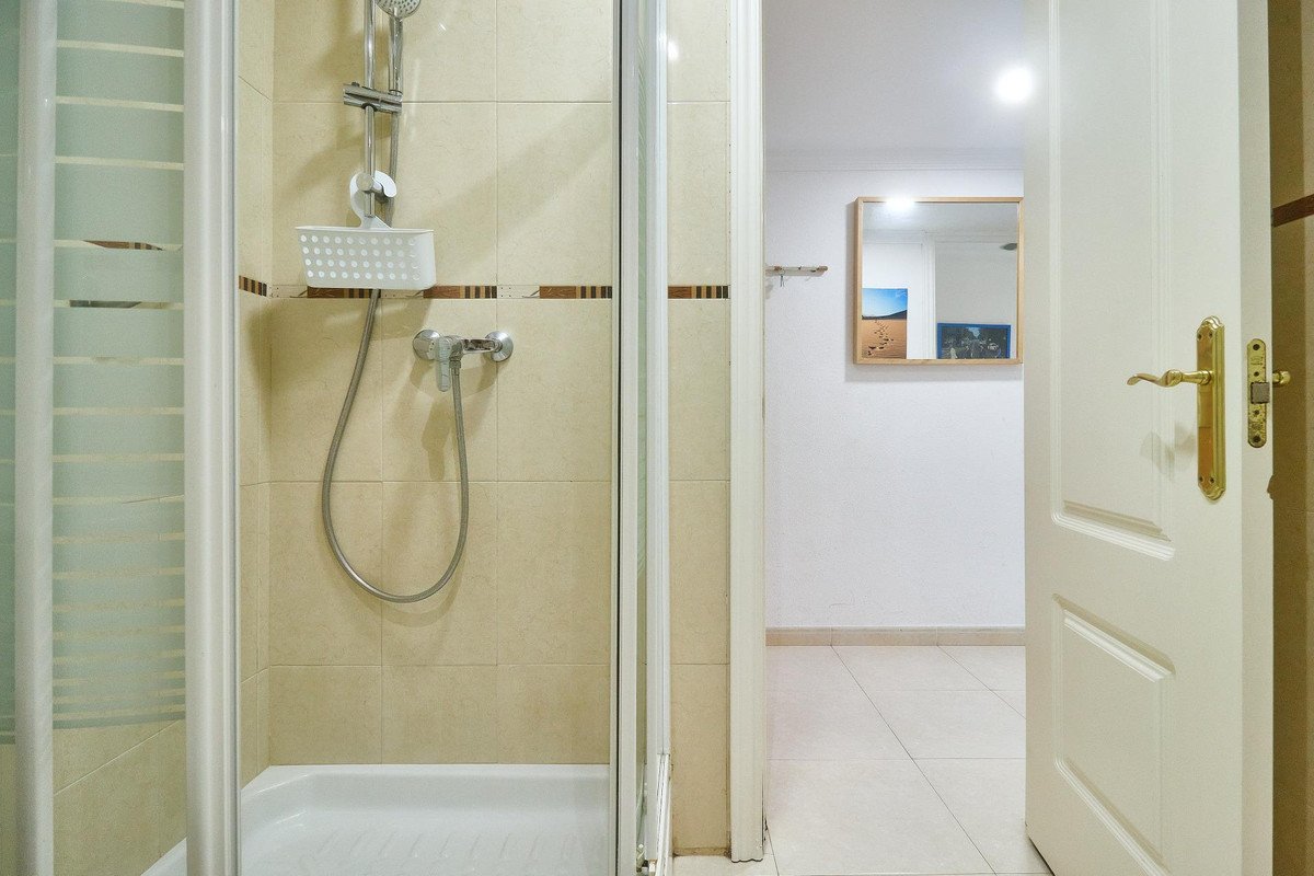 1 Bed Middle Floor Apartment in Fuengirola