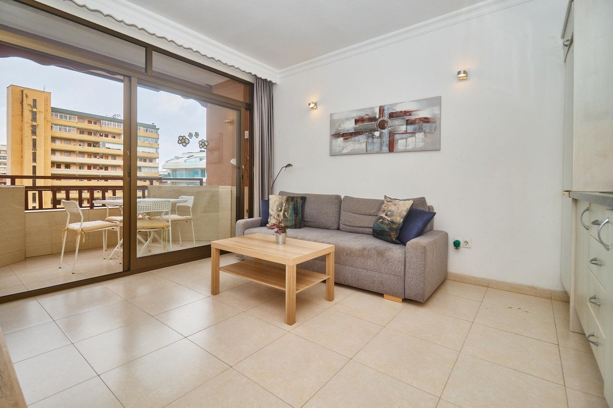 1 Bed Middle Floor Apartment in Fuengirola