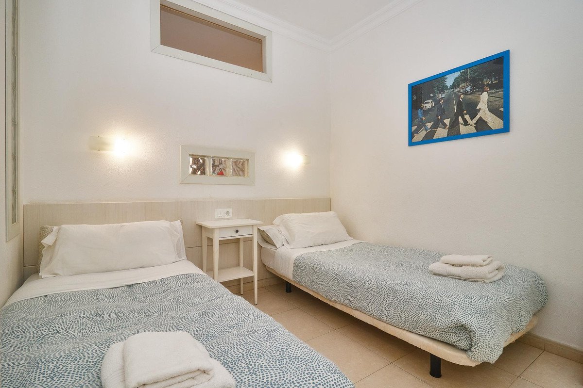 1 Bed Middle Floor Apartment in Fuengirola