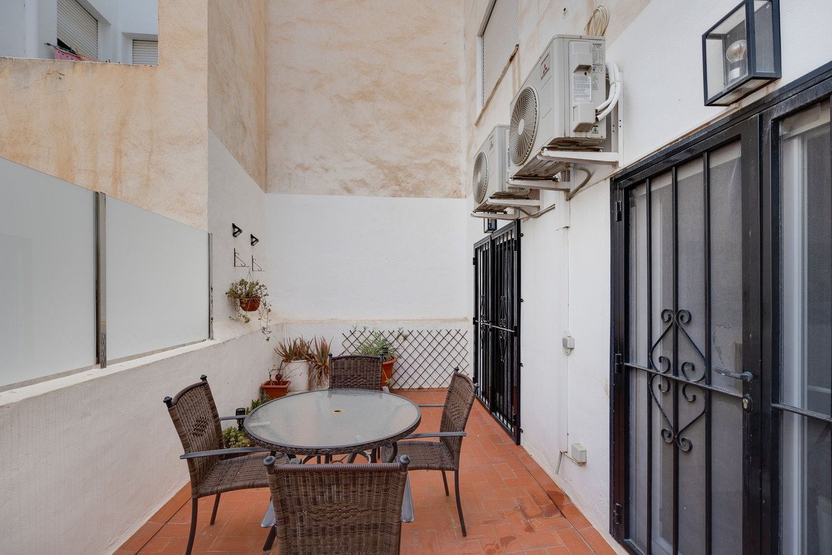 3 Bed Middle Floor Apartment in Torrevieja