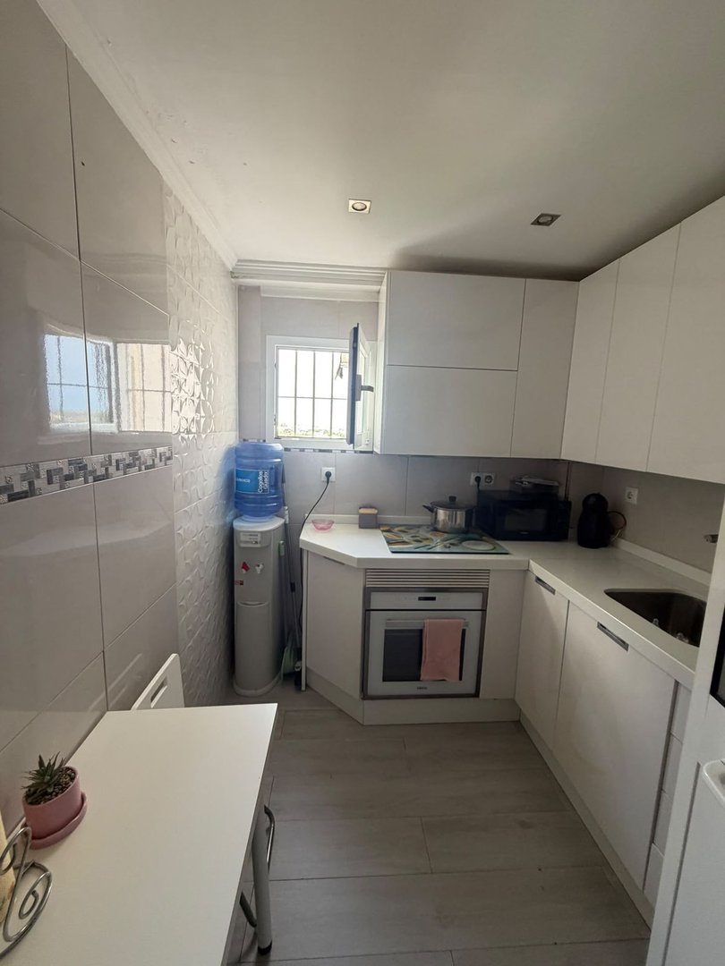 3 Bed Middle Floor Apartment in Marbella