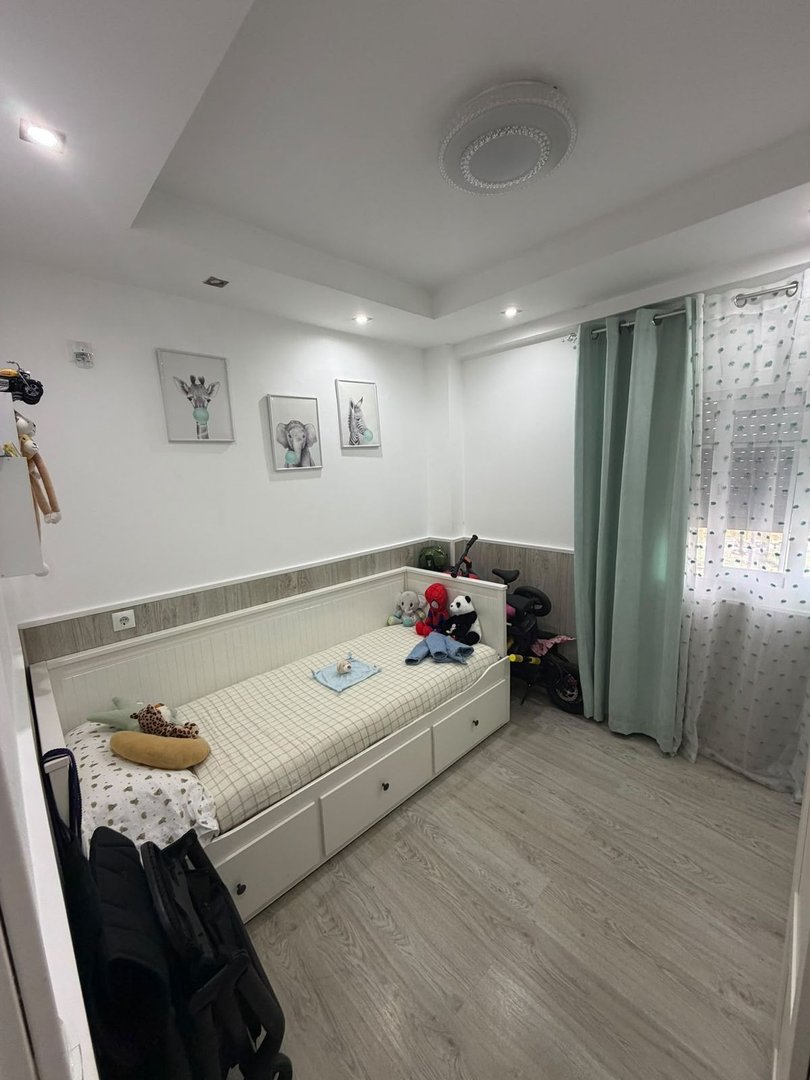 3 Bed Middle Floor Apartment in Marbella