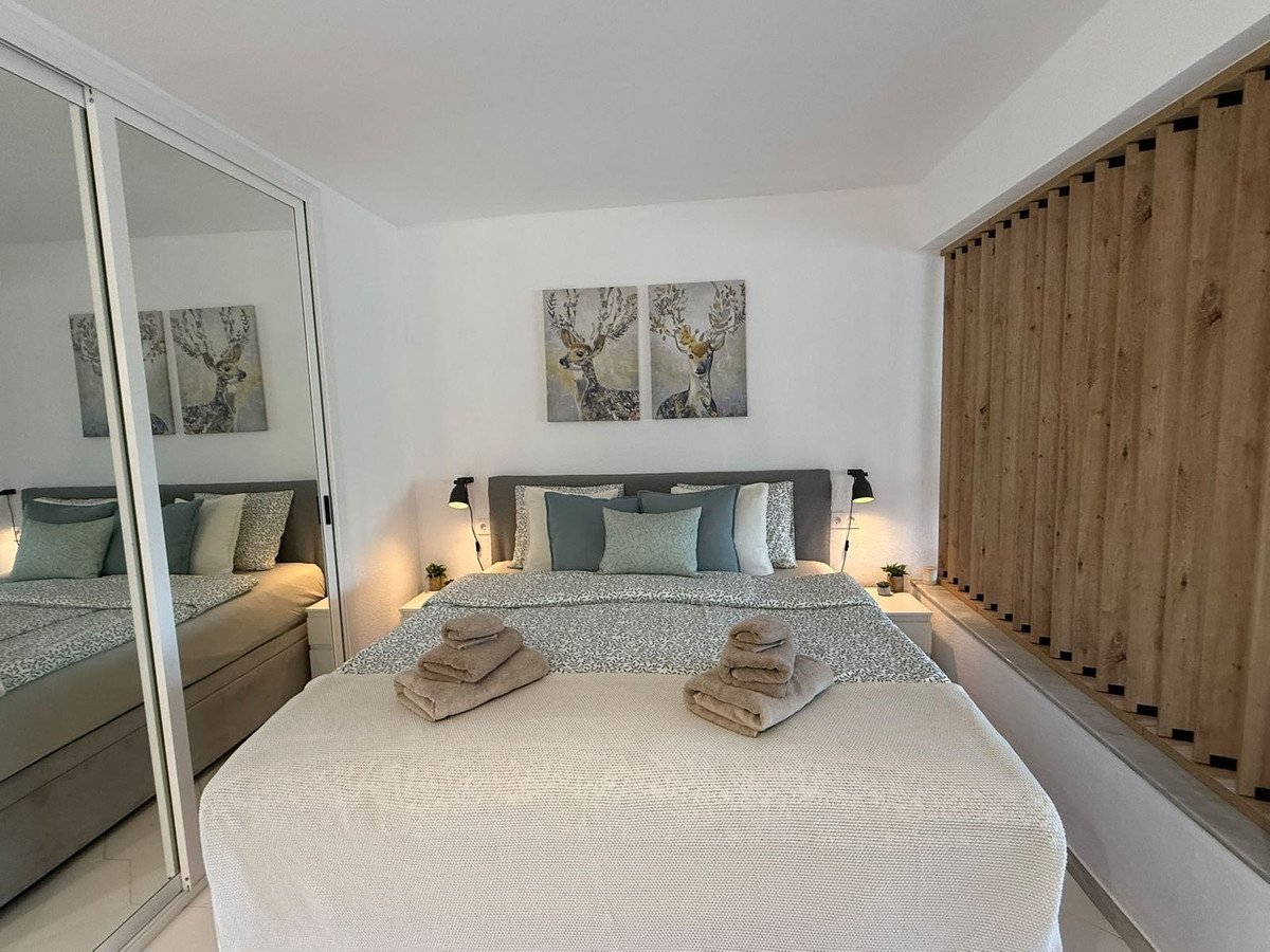 1 Bed Middle Floor Studio in Miraflores