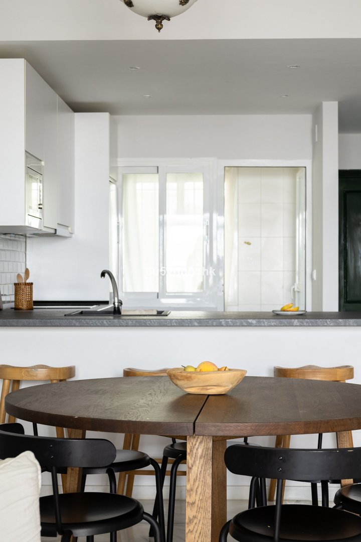 2 Bed Middle Floor Apartment in La Cala de Mijas