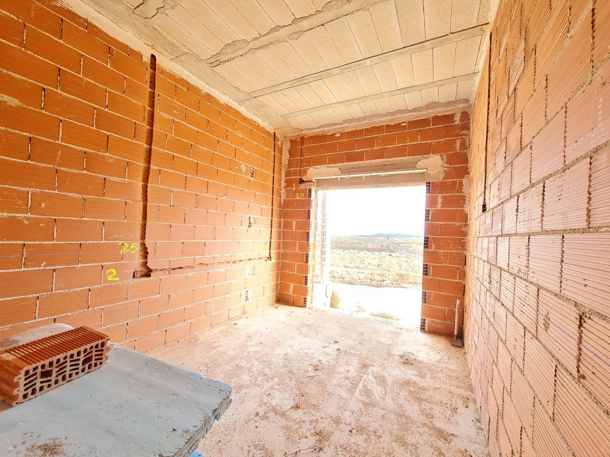 3 Bed Detached Villa in Pinoso