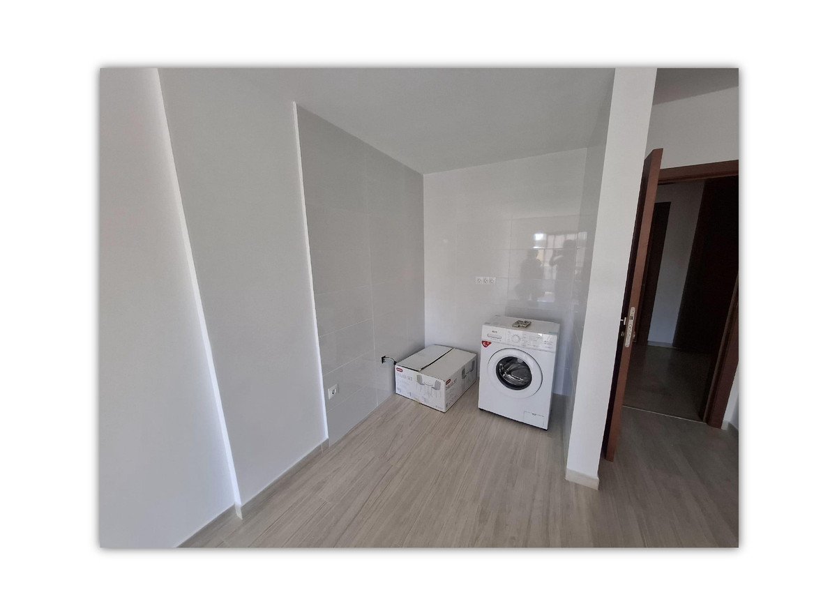 1 Bed Middle Floor Apartment in Fuengirola