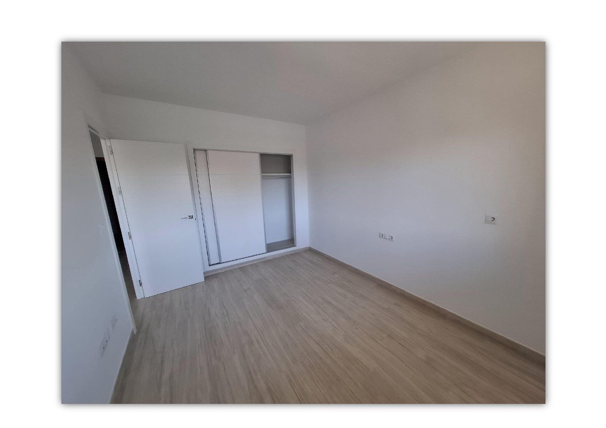 1 Bed Middle Floor Apartment in Fuengirola