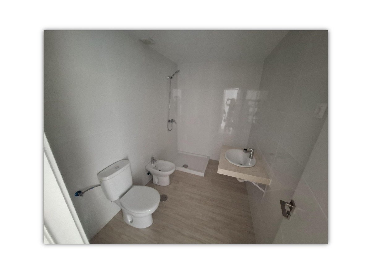 1 Bed Middle Floor Apartment in Fuengirola