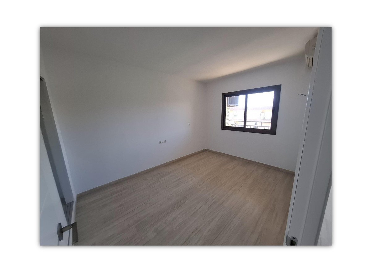 1 Bed Middle Floor Apartment in Fuengirola