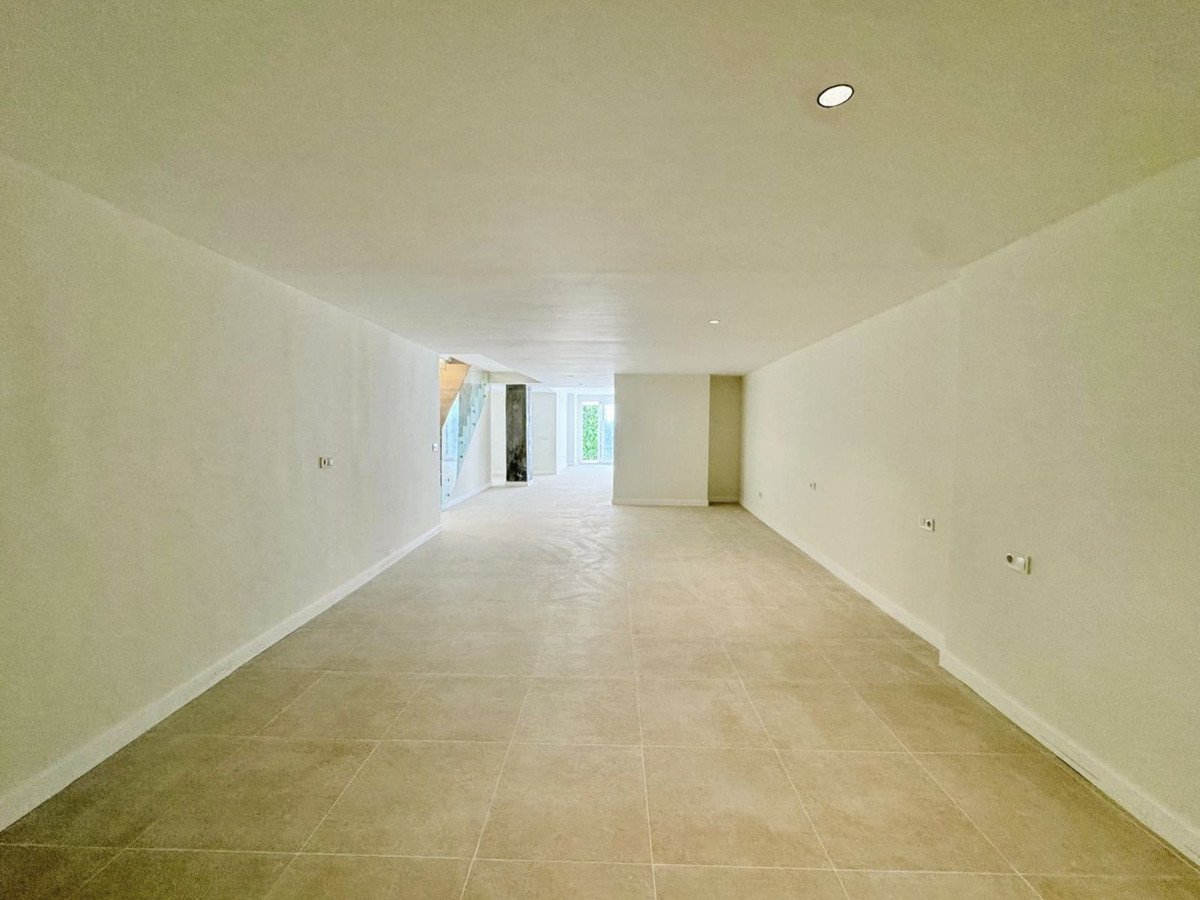 3 Bed Ground Floor Apartment in Málaga Centro