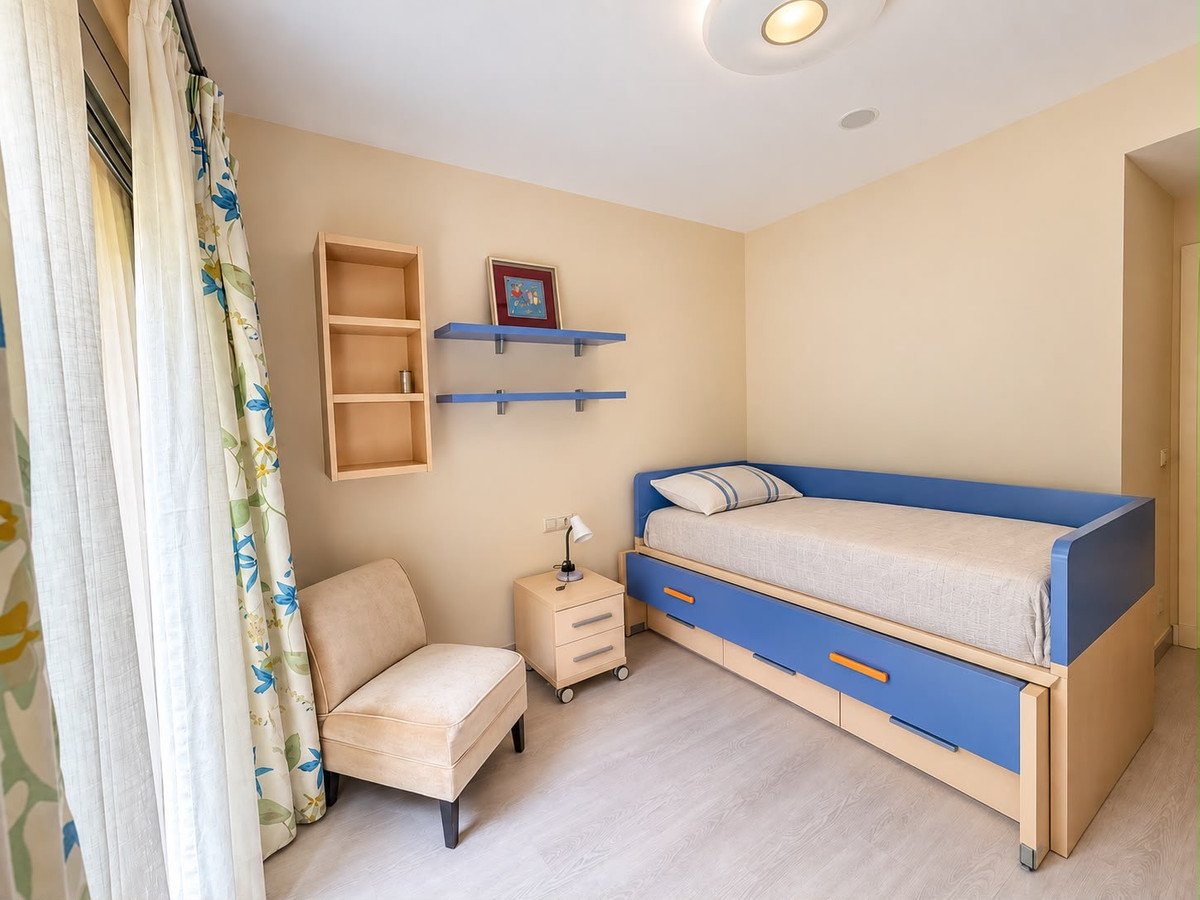 2 Bed Ground Floor Apartment in Estepona