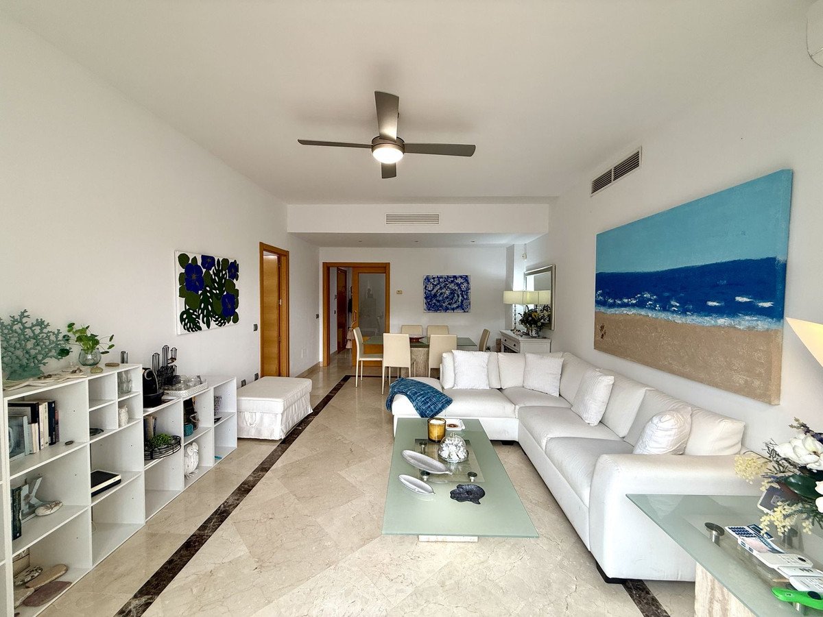 3 Bed Penthouse in Bel Air