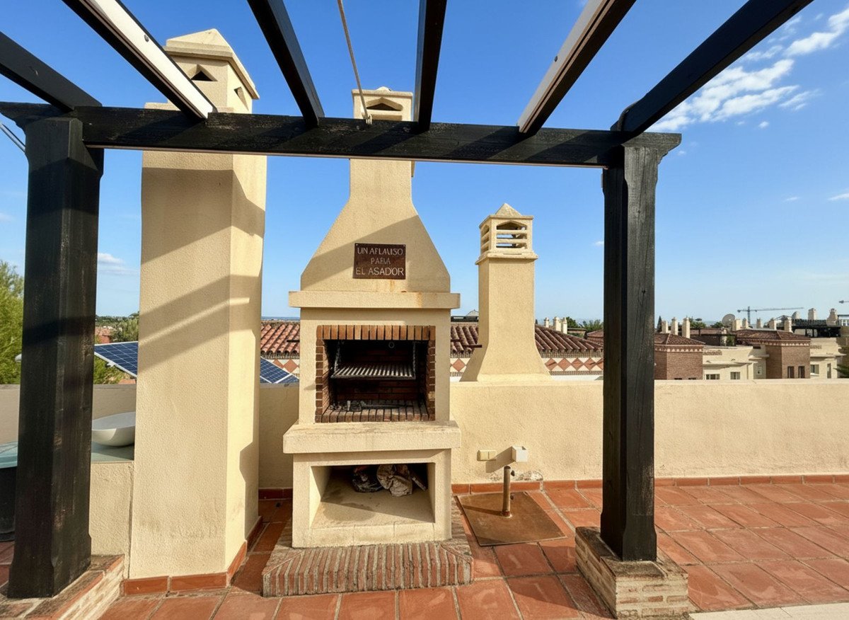 3 Bed Penthouse in Bel Air
