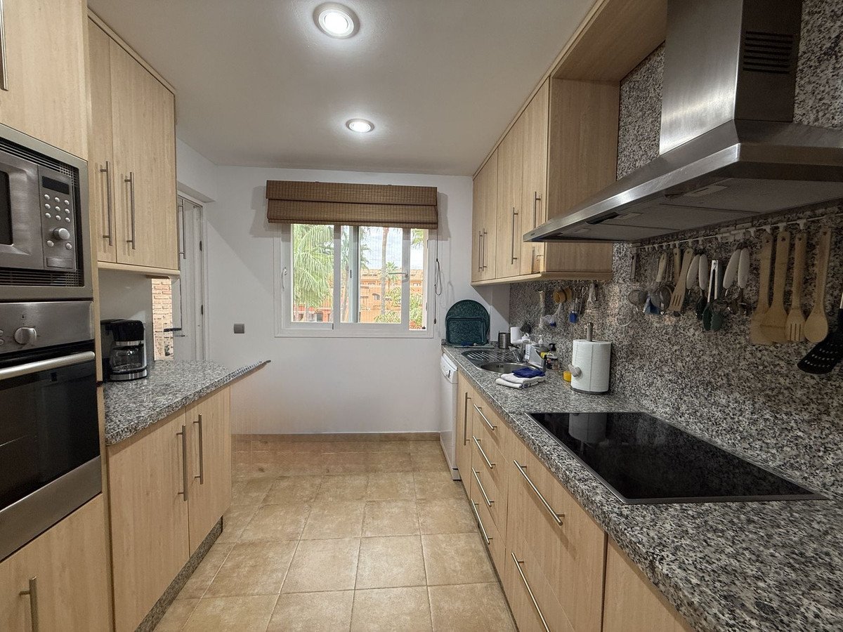 3 Bed Penthouse in Bel Air