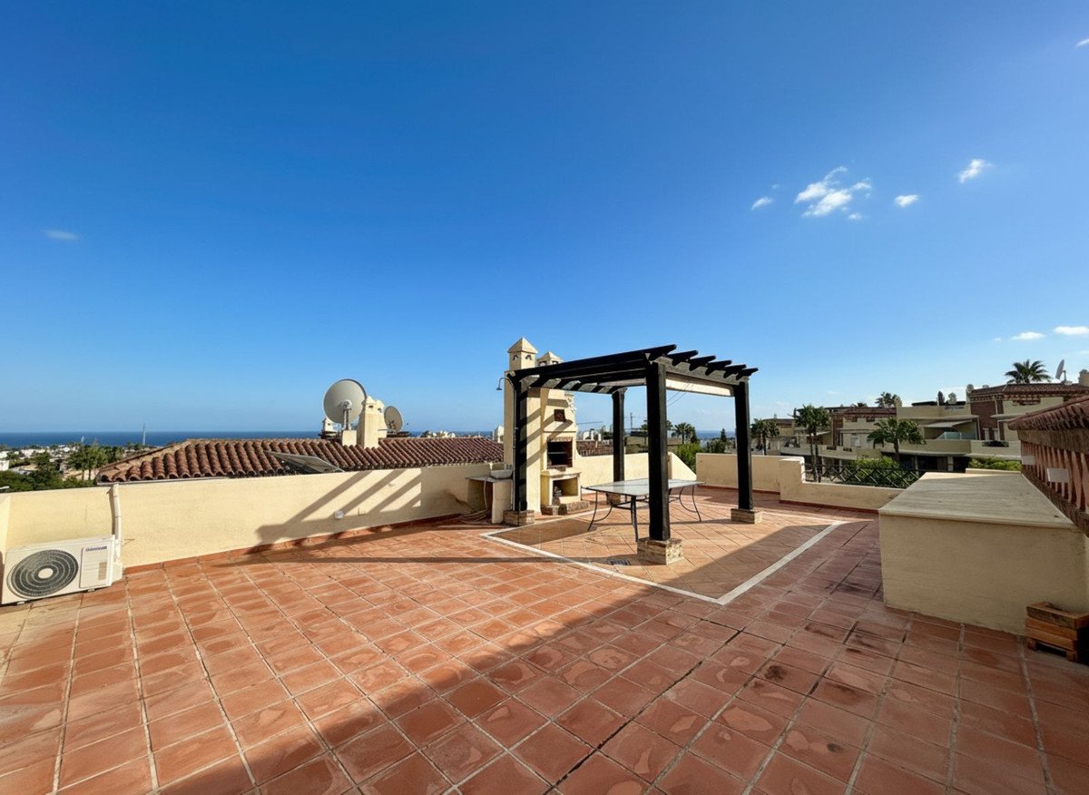 3 Bed Penthouse in Bel Air
