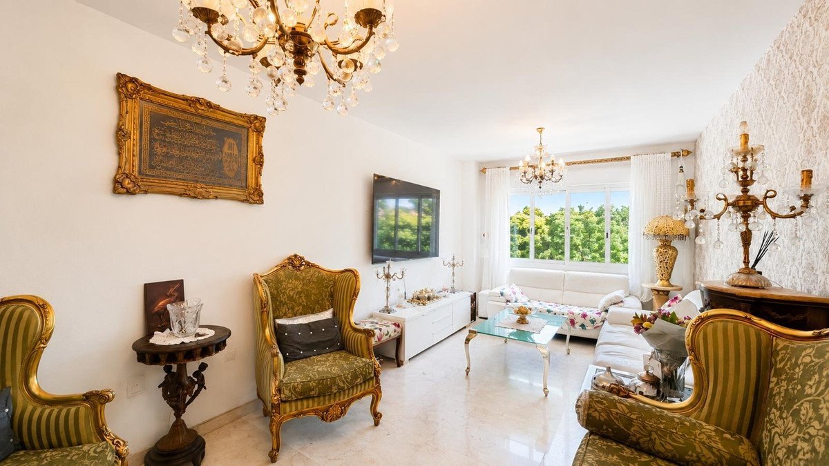 3 Bed Ground Floor Apartment in El Pinillo
