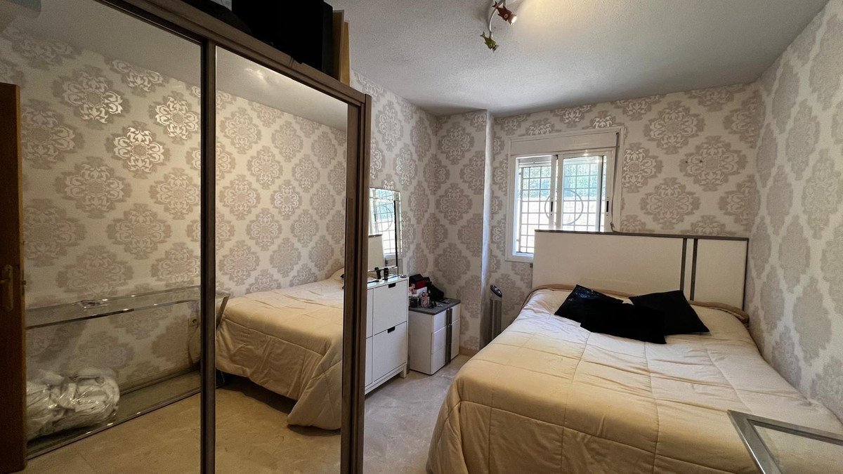 3 Bed Ground Floor Apartment in El Pinillo