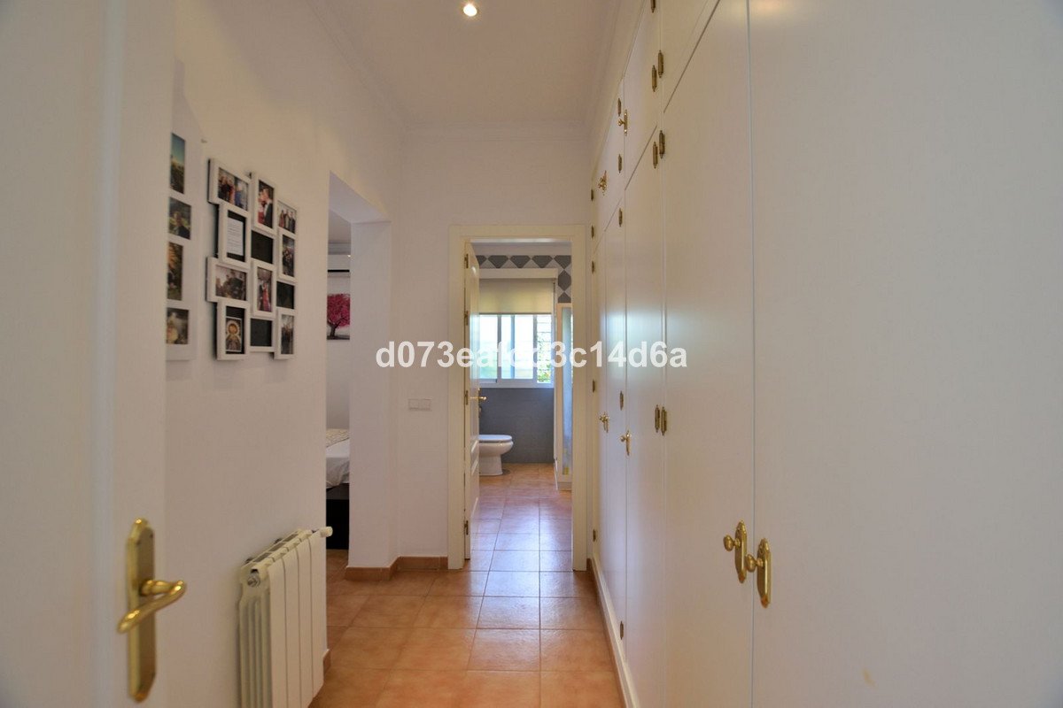 6 Bed Detached Villa in Ronda